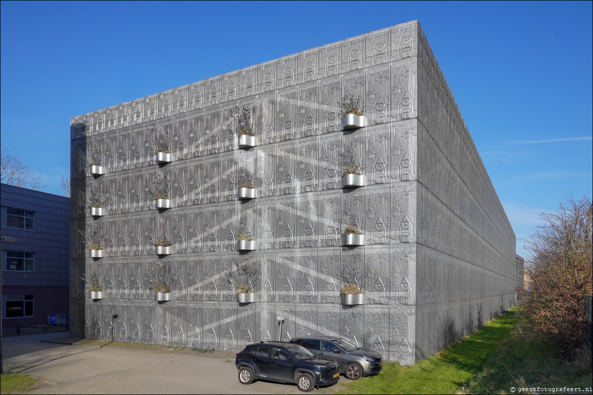 Hoofdstedenbuurt Almere Buiten Floridaparkeergarage