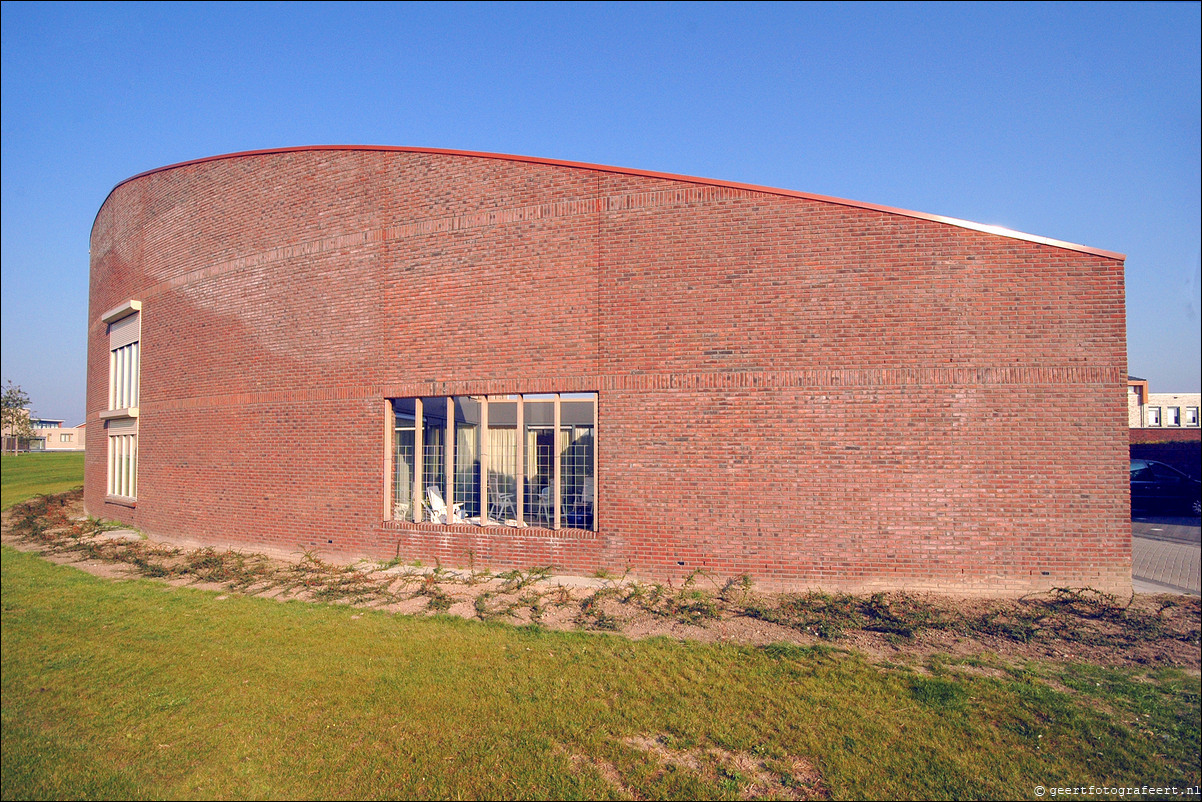 Almere Stad Oost Tussen de Vaarten geluidswalwoningen