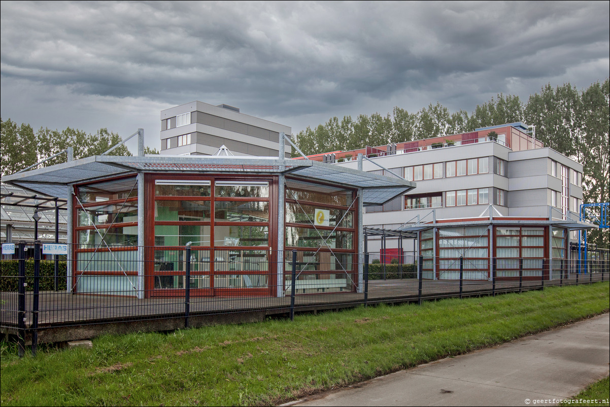 Almere Stad Oost Veluwezoom Cube en Dome