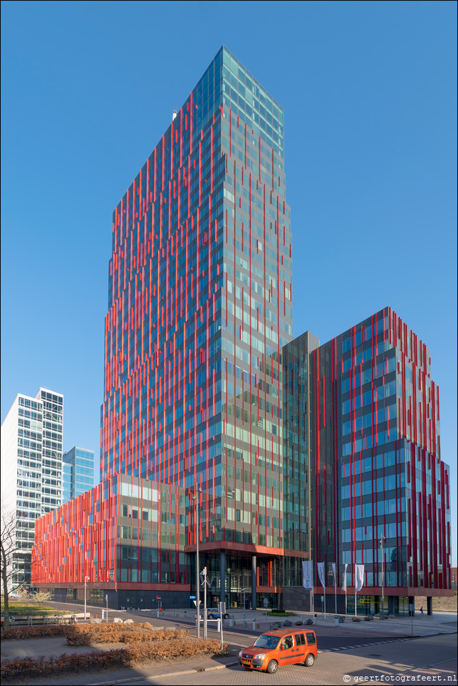 Almere Stad Carlton