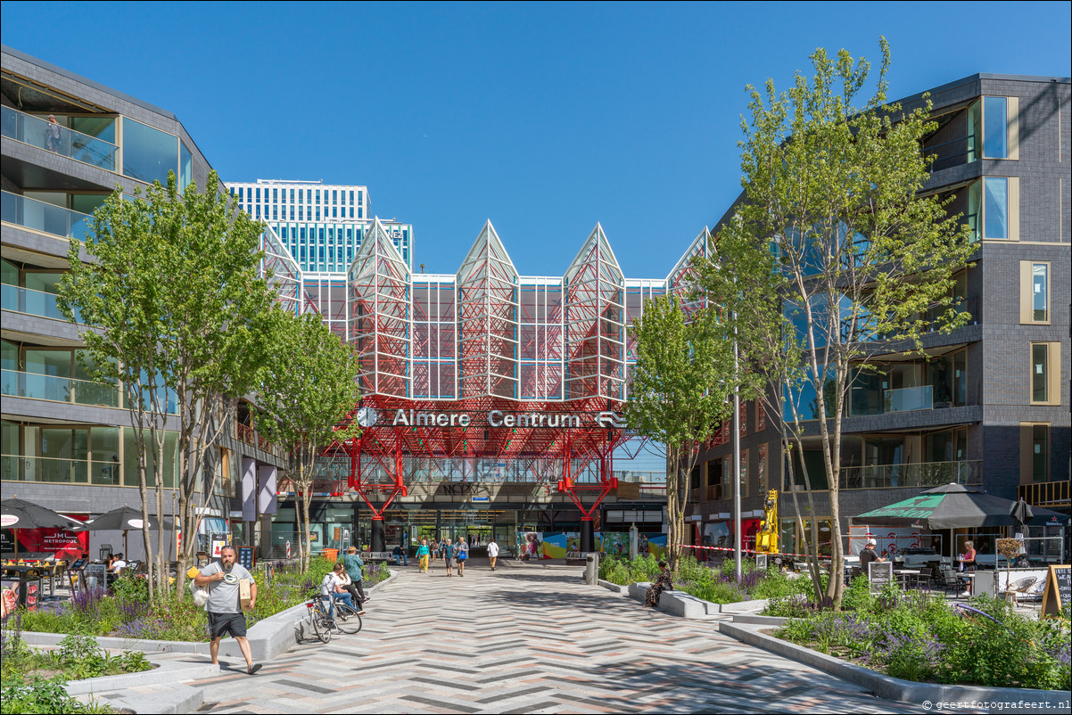 Almere Stad Station Centrum